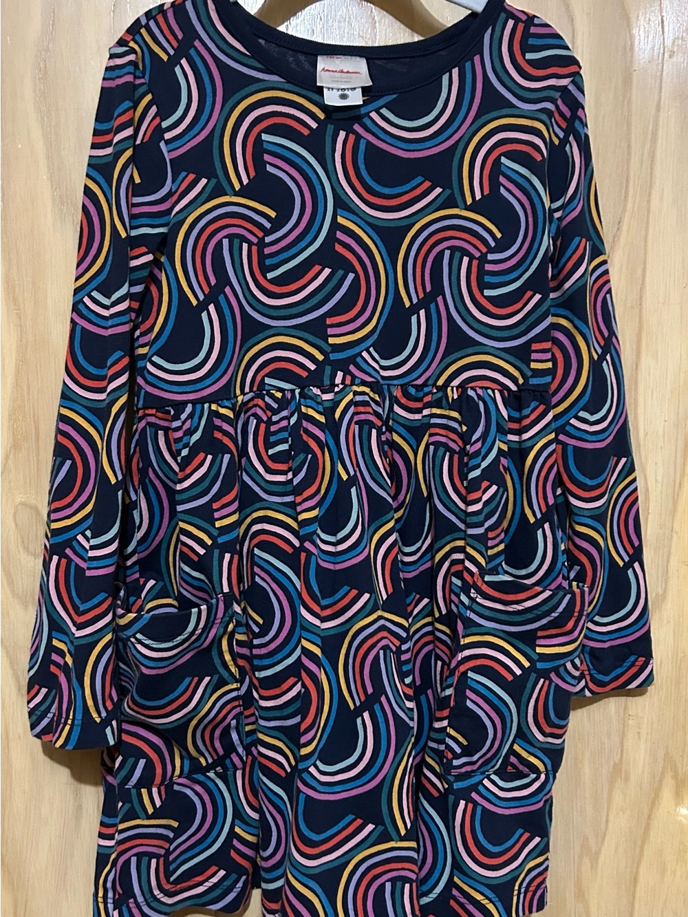 Hanna Andersson Long Sleeve Tshirt Dress with Geo Rainbow Print w Pockets